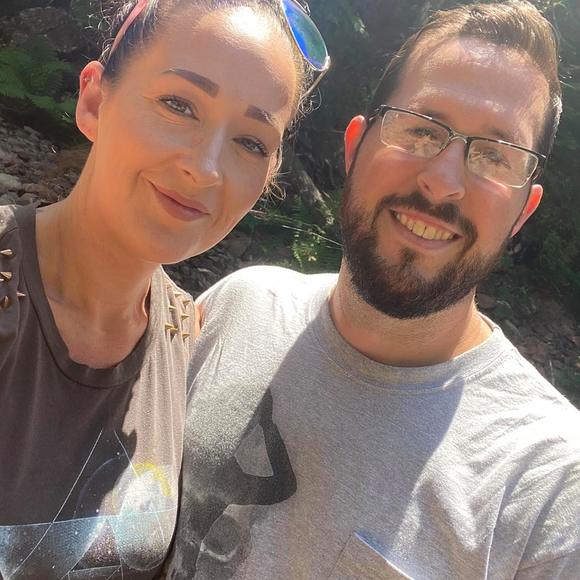 Meet your Posher, Jennifer - Picture 1 of 1